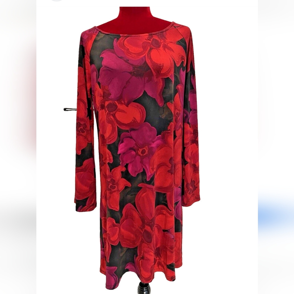 MSK Knee Length Bell Sleeve Floral Dress